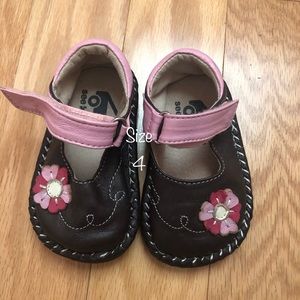 Baby shoes with hard grip bottom